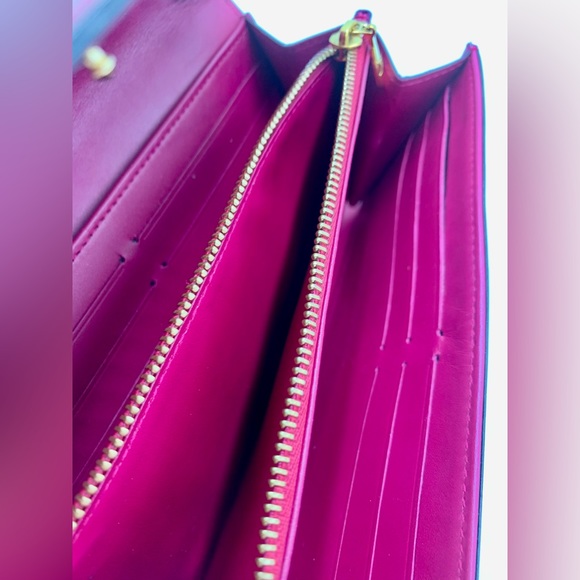 Auth Louis Vuitton Felicie Magenta Vernis Wallet on Chain Pouchette Shoulder Bag - Picture 14 of 15